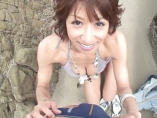 Fledgling Outdoors Flick Of A Matures Japanese Wifey Providing Head